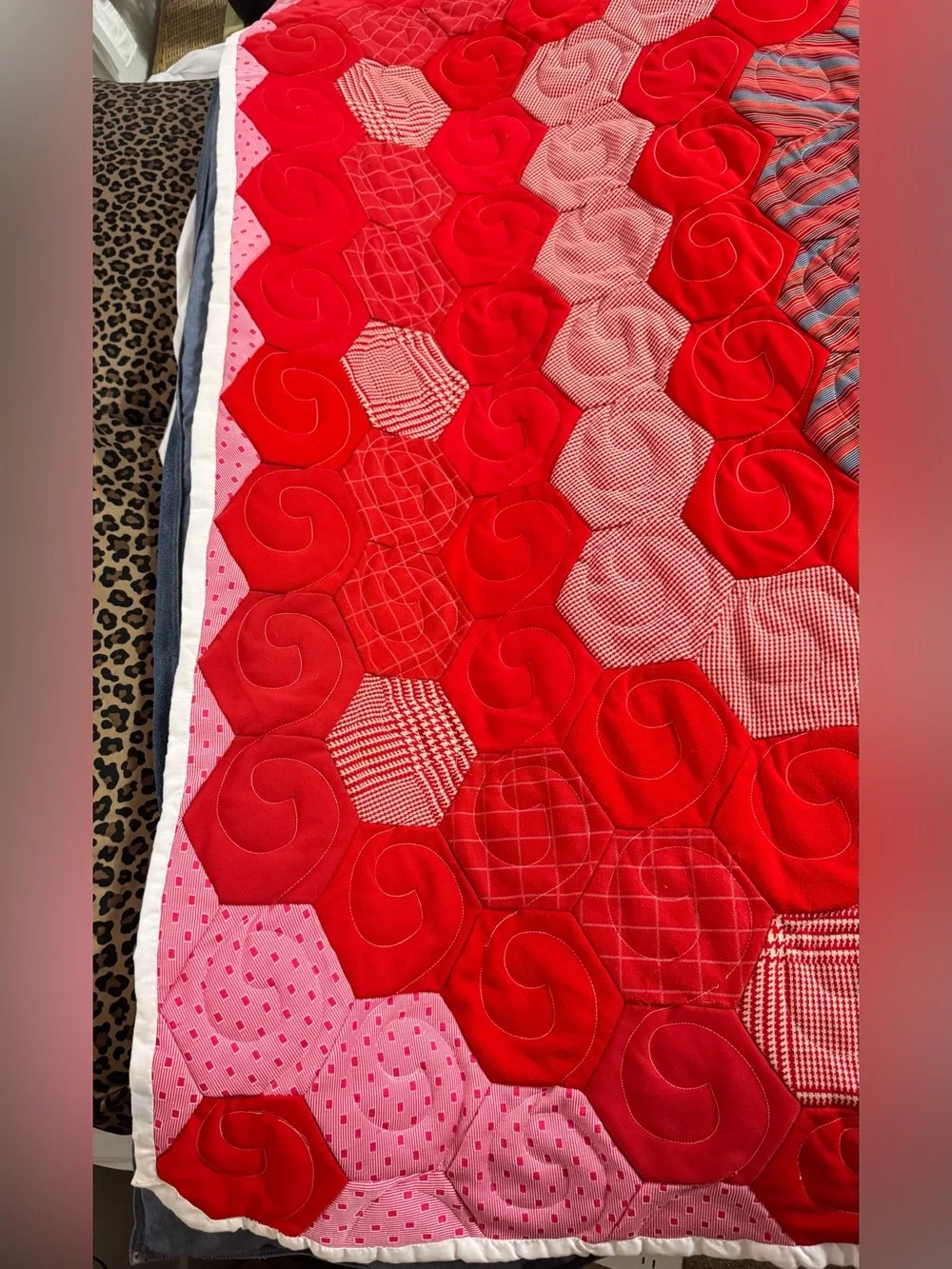 Vtg Rose Hexagon Quilted Bedspread